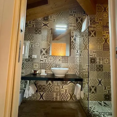 Antica Osteria Del Mirasole