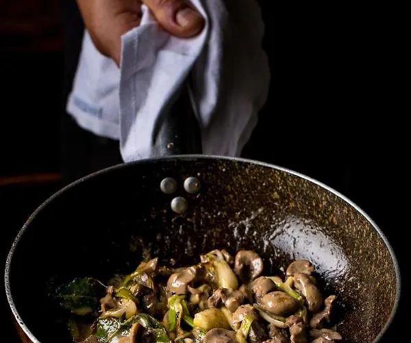 Antica Osteria Del Mirasole イン サン・ジョヴァンニ・イン・ペルシチェート